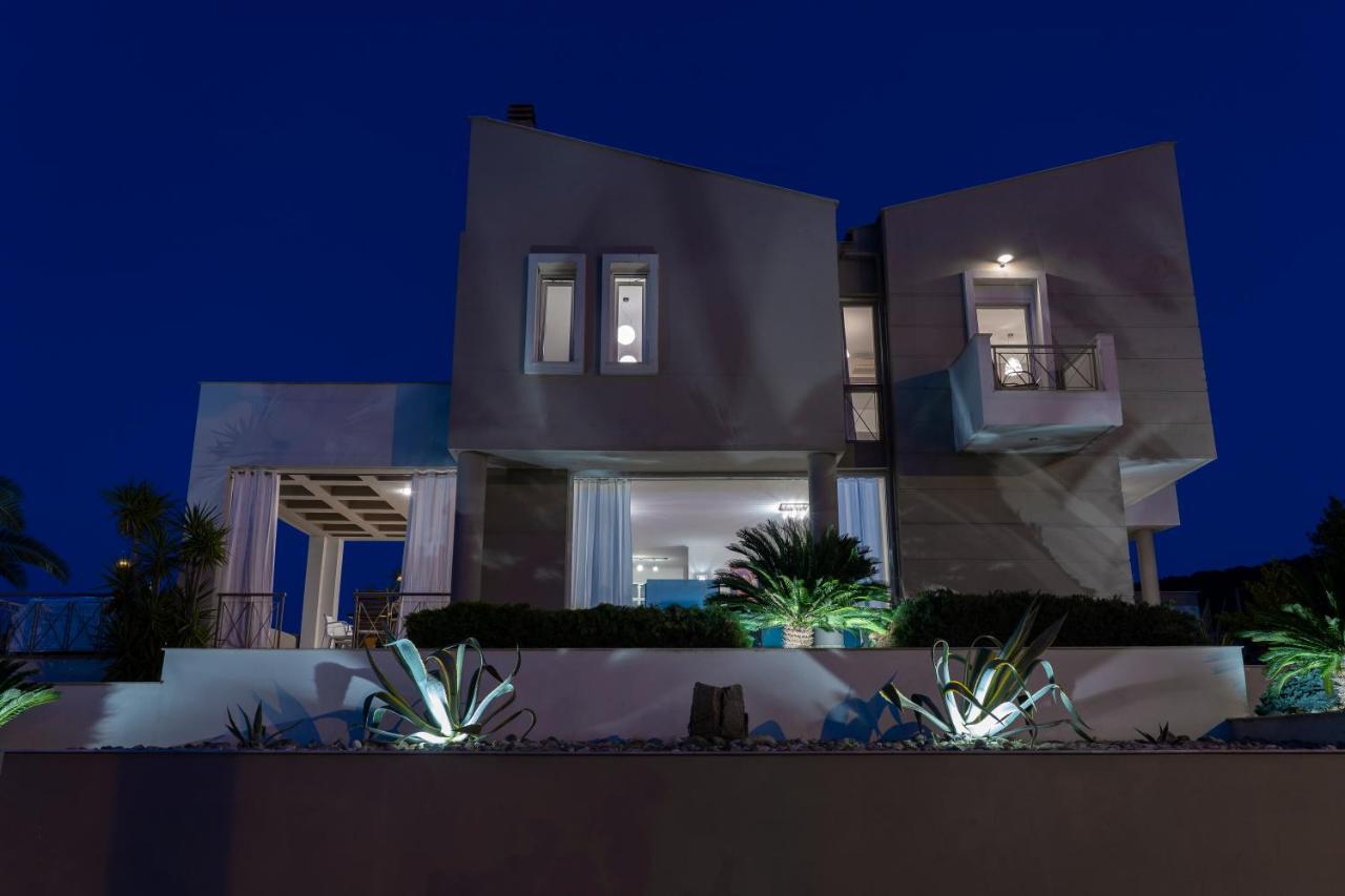 Villa Luminous Nea Iraklitsa Exterior foto